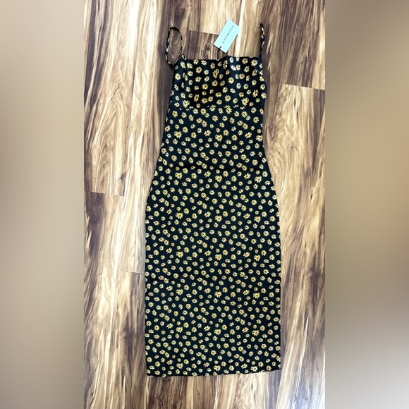 New WeWoreWhat Sunflower Midi Slip Dress - Picture 3 of 8